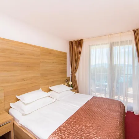 Antonija Hotel Drvenik (Split-Dalmatia)