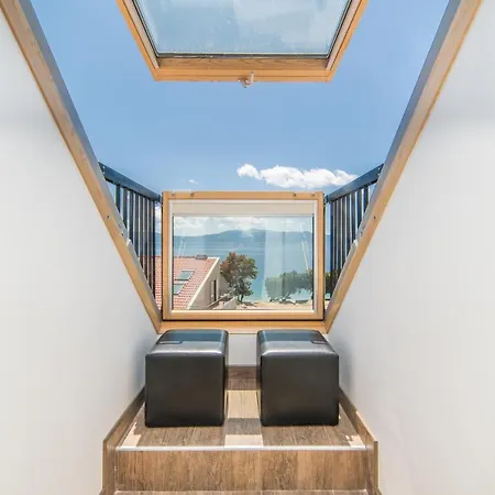 Antonija 4* Drvenik (Split-Dalmatia)