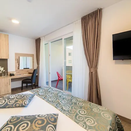 Antonija Hotel Drvenik (Split-Dalmatia)